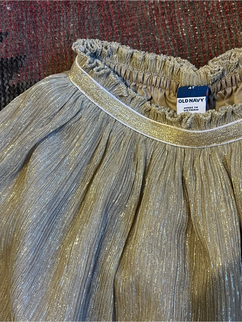 Old Navy 4T gold pull on skirt